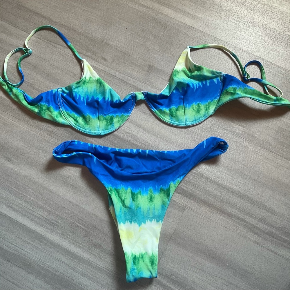 TieDye Bikini 👙